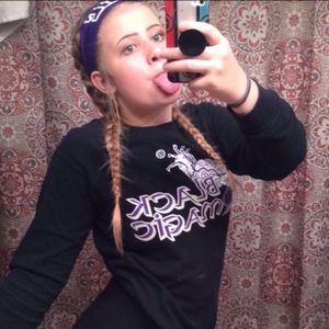 Meet your Posher, Vivian